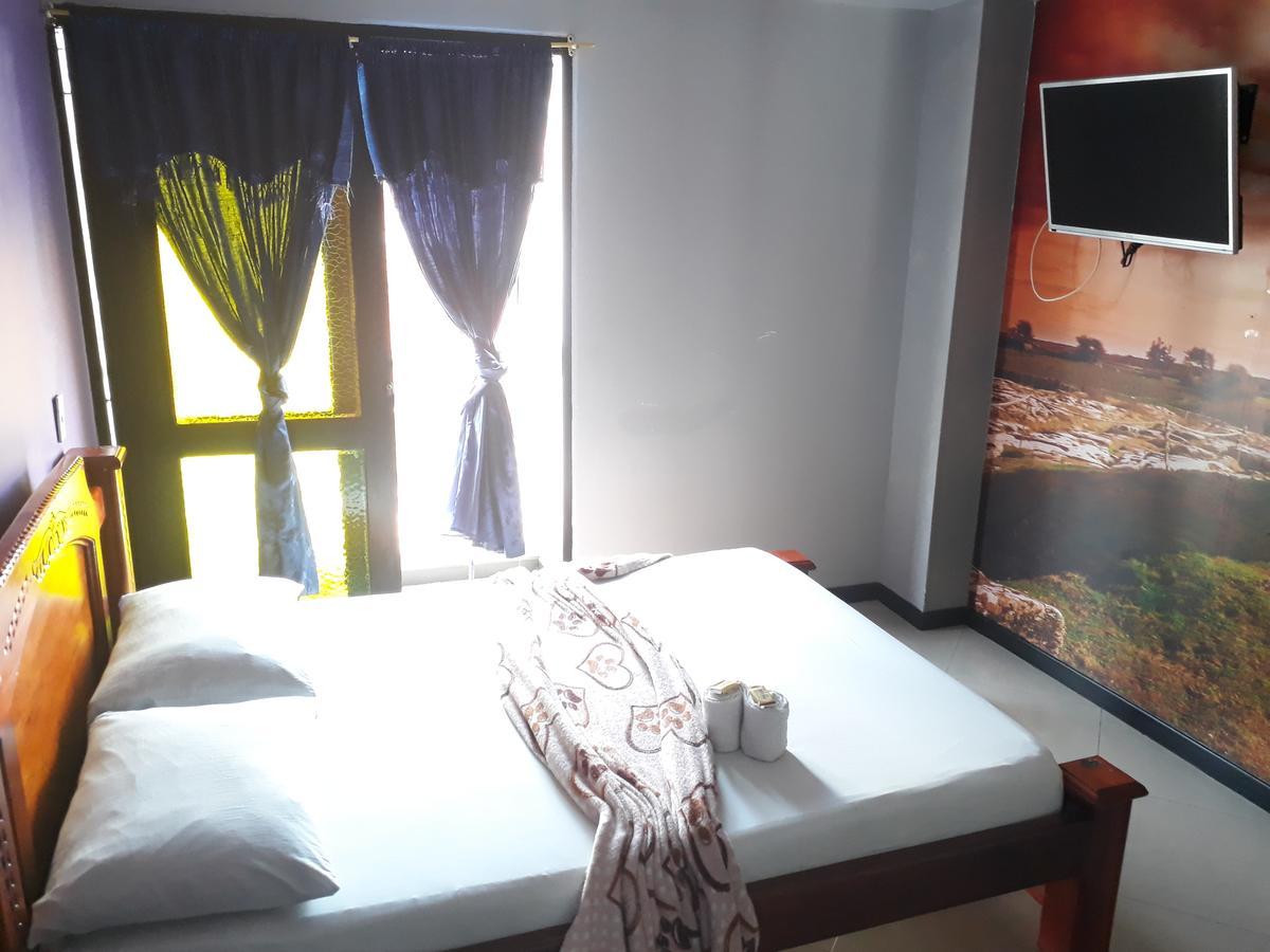 Hotel Calipso Marinilla Bagian luar foto